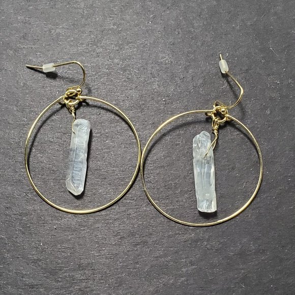 Charming Charlie clear aura quartz point gold hoop fish hook earring - Picture 3 of 4